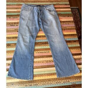 Aeropostale Jeans 90s Denim Y2K Low Rise Stretch Flare Jeans Size 11/12 Short